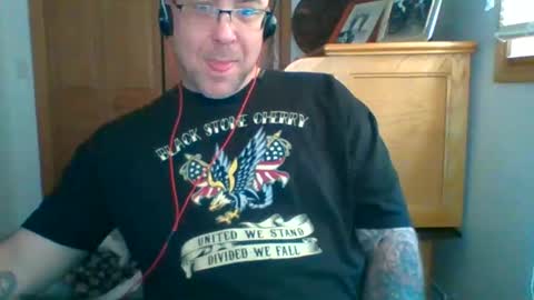 bigmike197167 online show from May 12, 10:29 pm