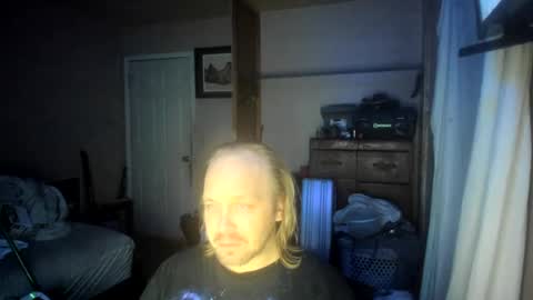 bigmike20129020 online show from December 16, 2:47 am