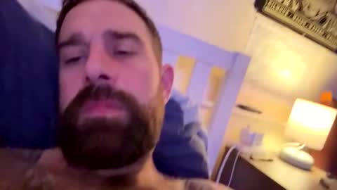 Snapshot of bignickohyes chatting on March 10, 7:32 am bignickohyes online show from March 10, 7:32 am