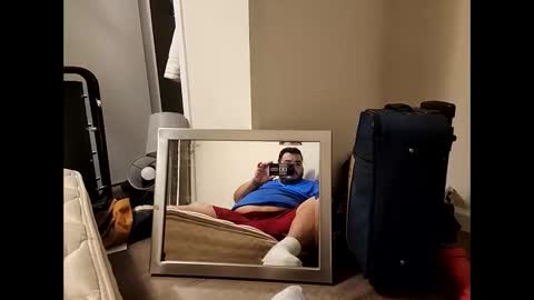 Snapshot of bigpapaver chatting on February 10, 12:39 pm bigpapaver online show from February 10, 12:39 pm