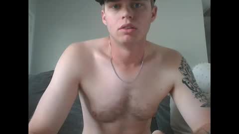 Snapshot of bigpepe7719 chatting on April 6, 3:02 pm bigpepe7719 online show from April 6, 3:02 pm