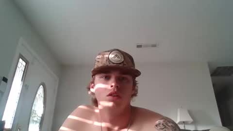 Snapshot of bigpepe7719 chatting on May 16, 12:29 am bigpepe7719 online show from May 16, 12:29 am