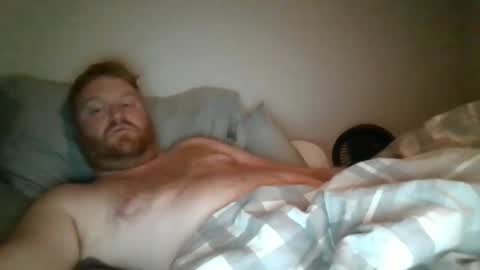 bigred92899 online show from December 1, 10:48 pm