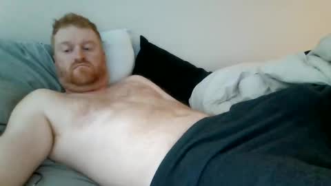 Snapshot of bigred92899 chatting on May 25, 12:44 pm bigred92899 online show from May 25, 12:44 pm