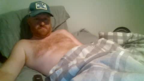Snapshot of bigred92899 chatting on June 28, 5:13 am bigred92899 online show from June 28, 5:13 am