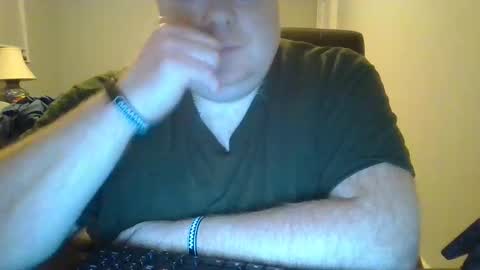Snapshot of bigred_nyc chatting on December 23, 7:06 am Big Red online show from December 23, 7:06 am