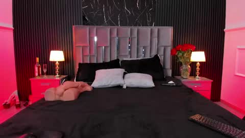 Zayra online show from May 8, 12:16 am