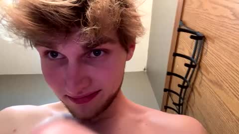 bigskinnyboyshh online show from January 6, 9:41 am