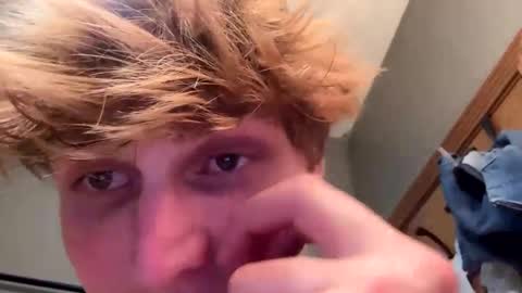 bigskinnyboyshh online show from September 30, 3:44 am