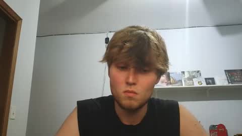 bigskinnyboyshh online show from April 27, 11:14 pm