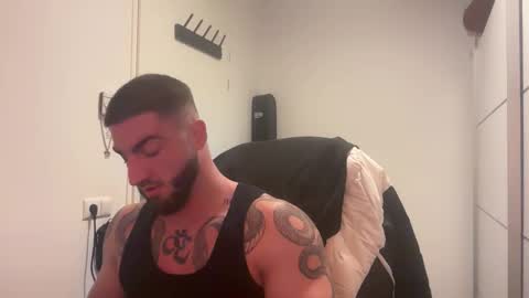 Snapshot of bigsnakeman1995 chatting on September 19, 3:08 am Gogo online show from September 19, 3:08 am