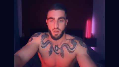 Snapshot of bigsnakeman1995 chatting on October 23, 1:38 am Gogo online show from October 23, 1:38 am