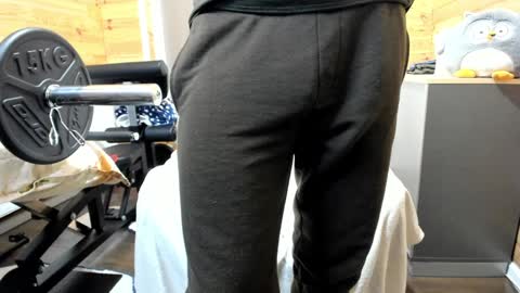 bigsshark online show from December 26, 8:28 am