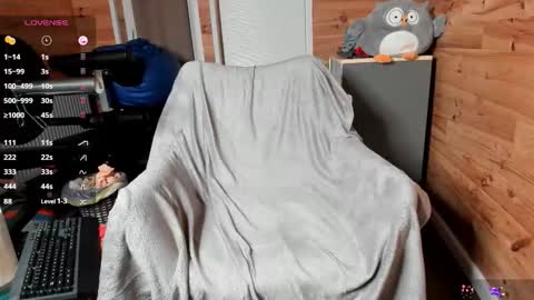 bigsshark online show from February 1, 10:47 am