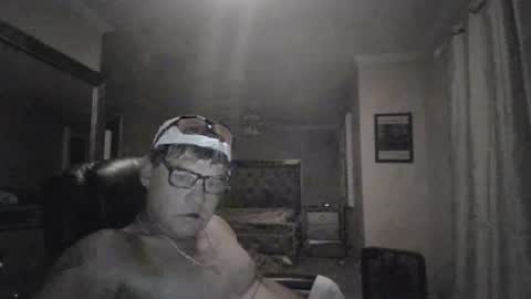 Snapshot of bigsteve24cm chatting on June 25, 4:56 am bigsteve24cm online show from June 25, 4:56 am