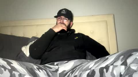 bigstrokes76 online show from March 28, 5:07 am