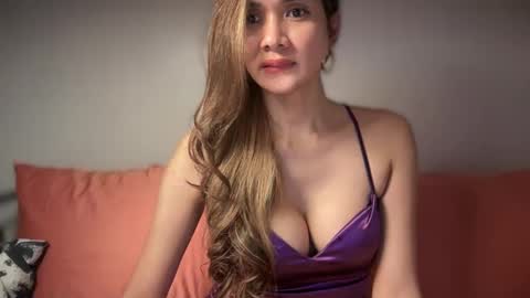 Snapshot of bigsurprise4u chatting on January 3, 4:59 pm Yna online show from January 3, 4:59 pm