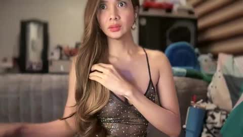 Snapshot of bigsurprise4u chatting on January 13, 7:43 am Yna online show from January 13, 7:43 am