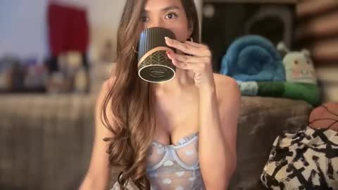 Snapshot of bigsurprise4u chatting on January 16, 4:50 pm Yna online show from January 16, 4:50 pm