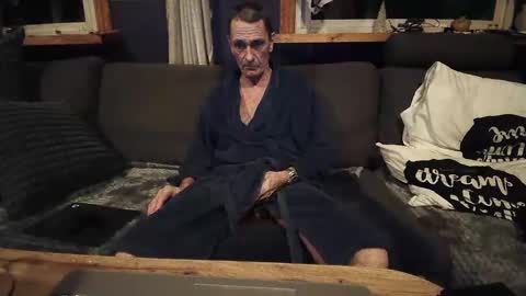 Snapshot of bigswe1 chatting on January 13, 7:21 pm bigswe1 online show from January 13, 7:21 pm