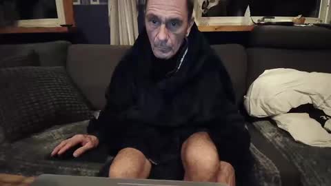 Snapshot of bigswe1 chatting on March 4, 1:55 am bigswe1 online show from March 4, 1:55 am