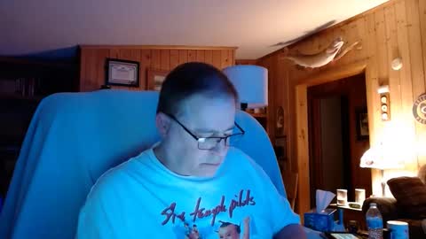 bigthicksatisfying2 online show from December 14, 5:07 am