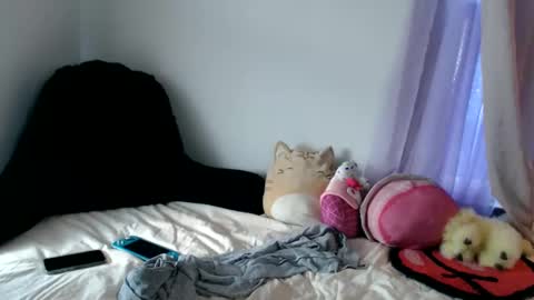 Morgan Lafeuille online show from November 25, 3:56 pm