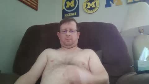 Snapshot of bigtitlover220 chatting on February 15, 3:39 pm Jeremy online show from February 15, 3:39 pm