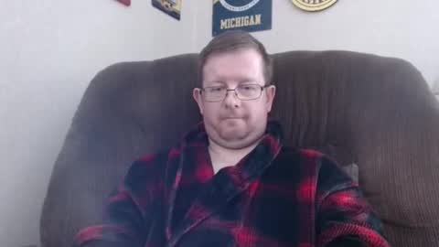 Snapshot of bigtitlover220 chatting on February 7, 9:29 pm Jeremy online show from February 7, 9:29 pm