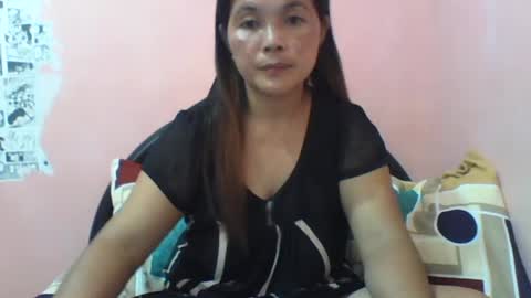 bigtits_24 online show from June 18, 12:22 am