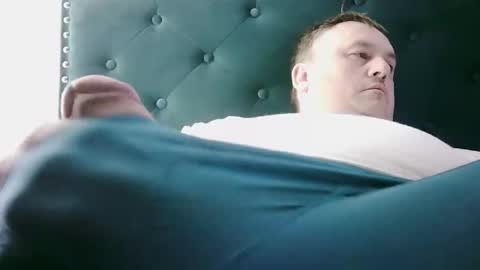 bigtroc3759 online show from April 2, 1:09 pm