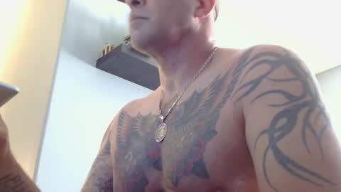 biguylasvegas online show from April 9, 1:38 am