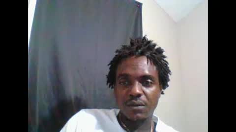 Snapshot of bigwood007954165 chatting on September 23, 5:21 am Bigwood14 online show from September 23, 5:21 am