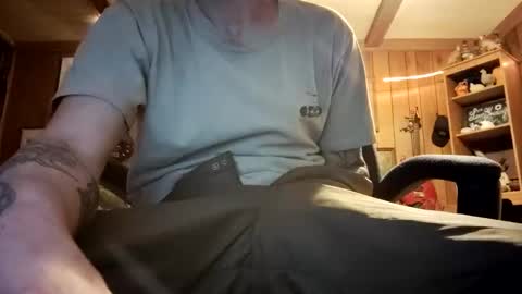 bigwytecock1979 online show from December 9, 6:23 am