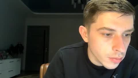 Snapshot of bigxbean_ chatting on February 16, 9:22 pm Dima online show from February 16, 9:22 pm