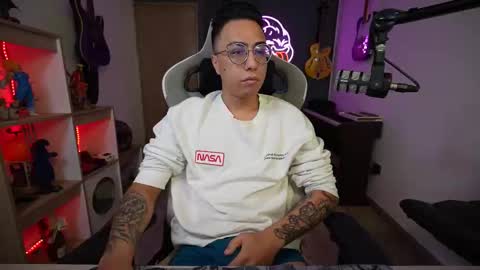 bigxboy96 online show from October 19, 10:38 am