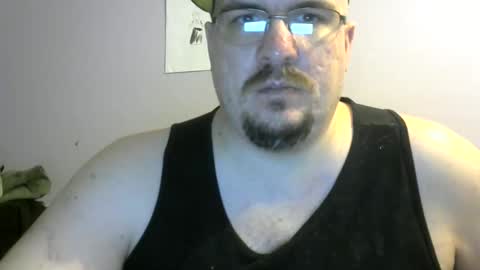 Snapshot of bigxcountry_39 chatting on May 21, 2:51 am bigxcountry_39 online show from May 21, 2:51 am