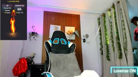 bigxxo online show from October 28, 2:04 am