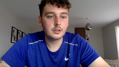 Snapshot of bigzeelee chatting on June 30, 11:00 am BigZEELEE online show from June 30, 11:00 am
