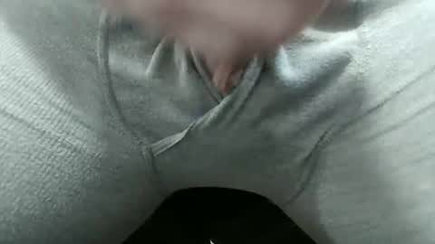 Snapshot of biigstickk4 chatting on February 27, 1:22 pm biigstickk4 online show from February 27, 1:22 pm