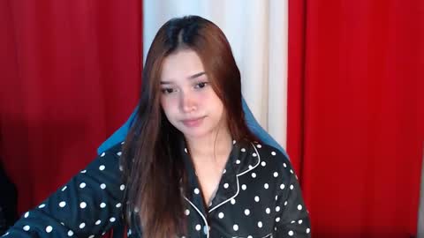 bilat tinax online show from May 4, 7:04 am