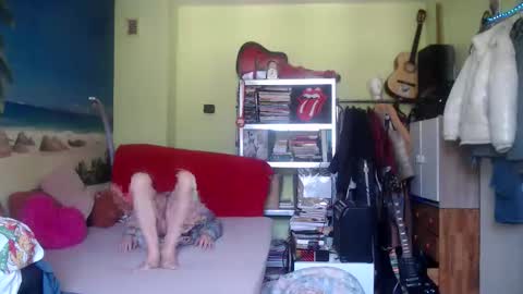 Snapshot of bilderbuchpenis2025 chatting on December 21, 12:45 pm bilderbuchpenis2025 online show from December 21, 12:45 pm