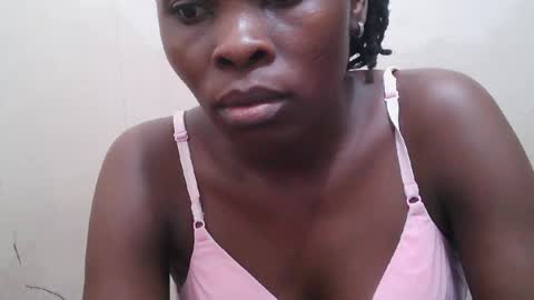 Snapshot of bilia_ebony chatting on June 27, 6:35 pm Bilia online show from June 27, 6:35 pm