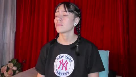 bilie__eilish online show from May 20, 12:33 pm