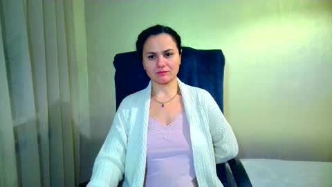 Snapshot of bililay chatting on February 9, 10:21 pm DOM NIKA online show from February 9, 10:21 pm