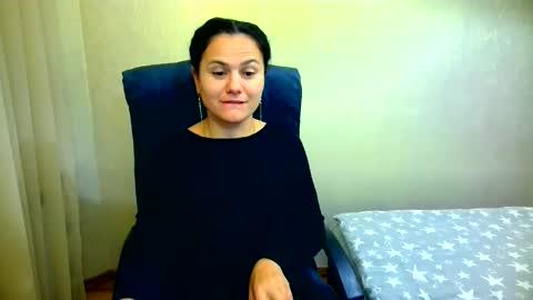 Snapshot of bililay chatting on September 19, 9:37 pm DOM NIKA online show from September 19, 9:37 pm