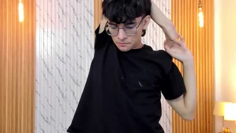 Billie online show from December 16, 7:41 pm