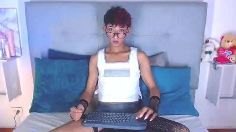 Snapshot of billie_turner_ chatting on October 8, 1:20 pm B-I-L-L-I-E 3 online show from October 8, 1:20 pm