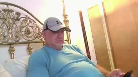 Snapshot of billjames55 chatting on July 20, 10:56 pm billjames55 online show from July 20, 10:56 pm