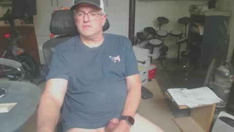 billp750876 online show from May 22, 9:20 pm